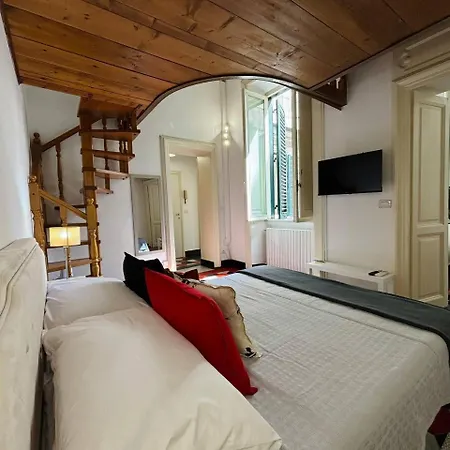 Sweet Navona Duplex Apartamento *